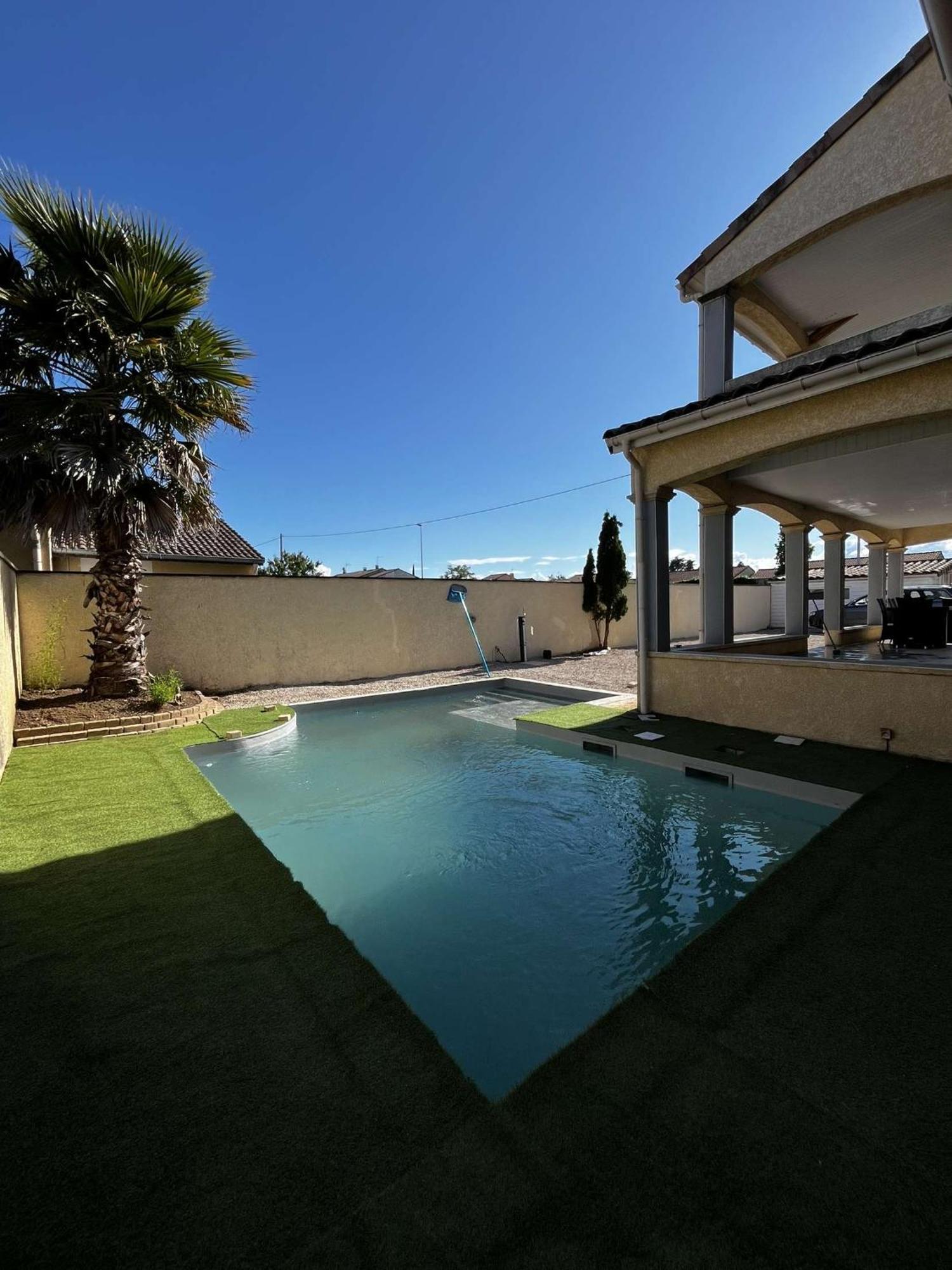 Villa Contemporaine Avec Piscine Romans-sur-Isère Eksteriør bilde